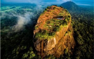 THE FULL EXPERIENCE IN SRI LANKA